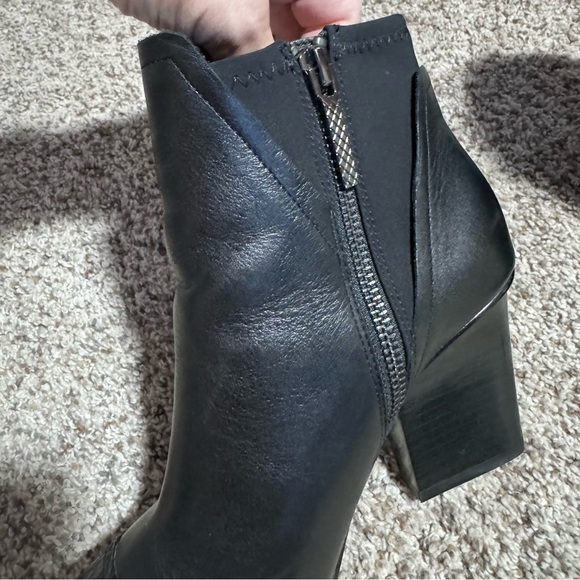 Donald J. Pliner Vaughn Leather Ankle Booties- 6 - Picture 7 of 11